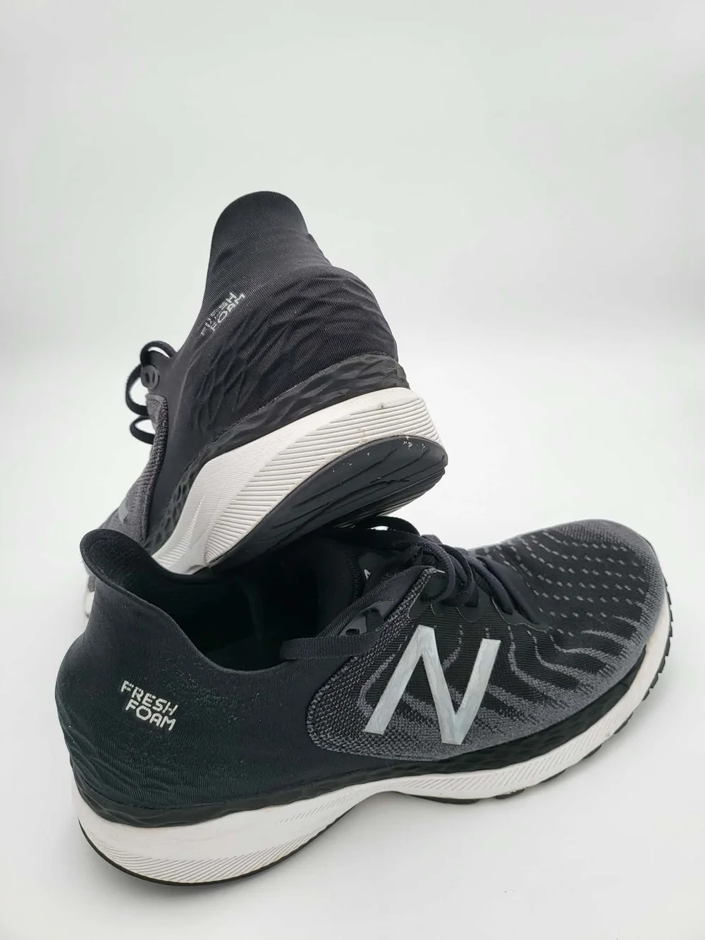 New Balance Womens Black & Gray Running Shoes